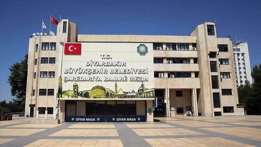 بلدية في تركيا تفتتح دورة بـ 6 لغات!