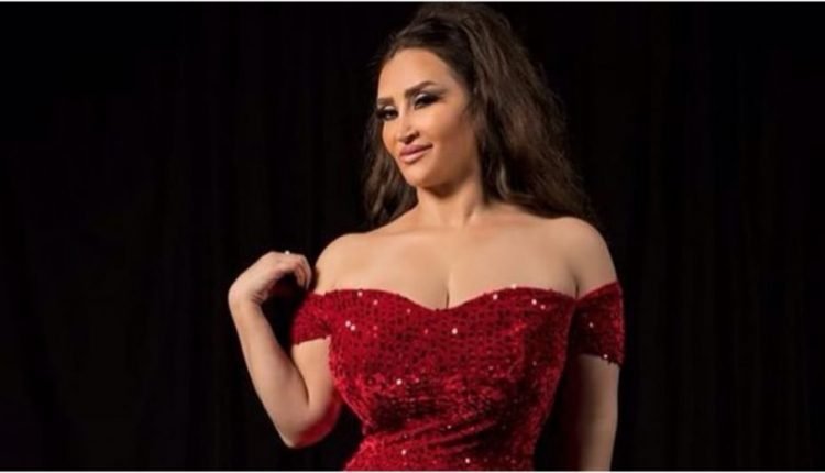 الفنانة السورية أريج خضور