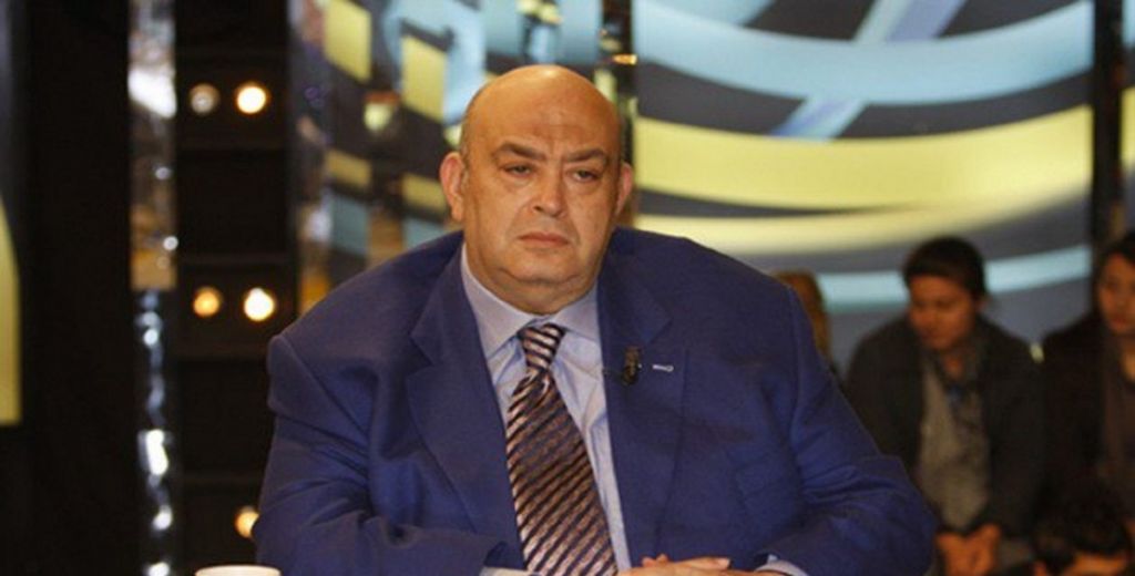 عماد الدين أديب يروي تفاصيل حادث شقيقه عمرو: كأنه صاروخ أرض أرض 2