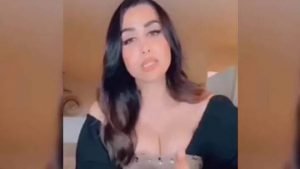 هند القحطاني تنشر فيديو فاضح جدًا لابنتها المراهقة! (شاهد)