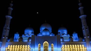 مركز الفلك الدولي يصدر توقعاته لموعد حلول أول أيام رمضان