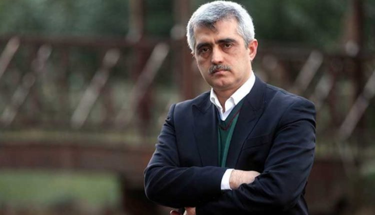 لماذا اعتقلت الشرطة قياديًا في حزب الشعوب الديمقراطي من داخل البرلمان؟