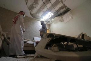 أضرار بفعل الهجمات الحوثية على السعودية
