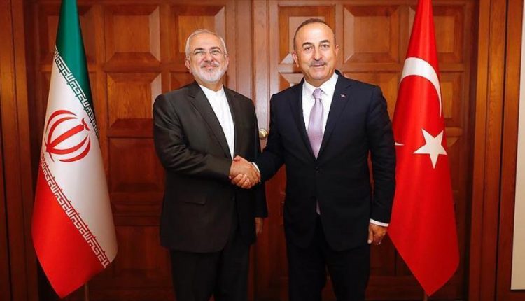 وزير الخارجية التركي يلتقي نظيره الإيراني في إسطنبول