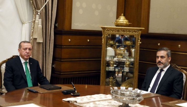 هاكان فيدان مع الرئيس رجب طيب أردوغان