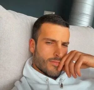 الممثل السعودي مهند الحمدي