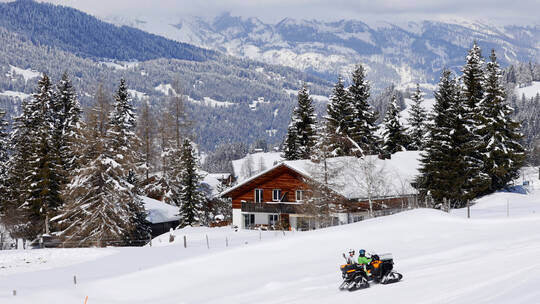 التحقيق مع رئيسة وزراء دولة أوروبية بسبب عيد ميلادها! 19