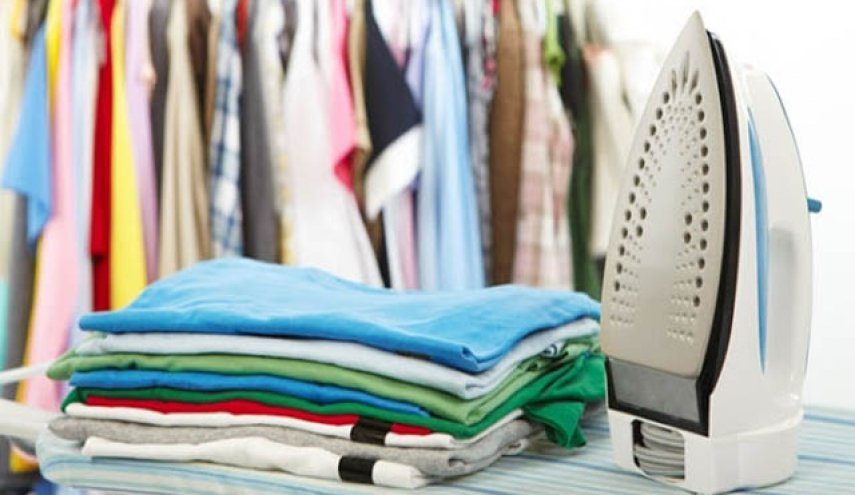 كيّ الملابس بدون "مكواة"..اليك الطرق 5