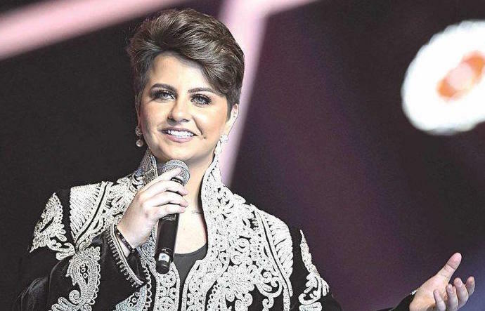 أصبحت من أشهر الفنانات في الخليج .. هل تستطيعون معرفة هوية هذه الطفلة ؟ 1