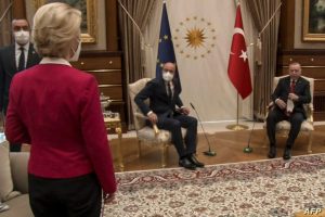 مسؤول تركي كبير: أزمة الكرسي لا علاقة لها بالجنس والاتحاد الأوروبي يتحمل المسؤولية