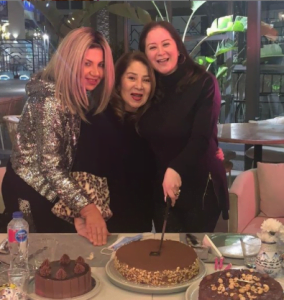 بالصور..بوسي شلبي تحتفل مع مي نور الشريف في عيد ميلادها ال40