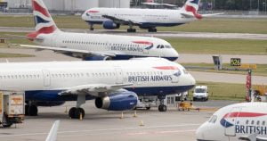 تركيا ترفع حظر الرحلات الجوية المباشرة القادمة من بريطانيا