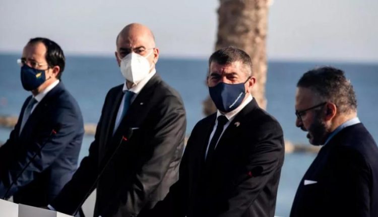 اليونان توقّع صفقة ضخمة لشراء الأسلحة من إسرائيل.. ما دور الإمارات؟