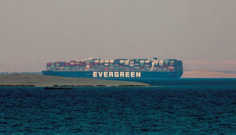 مفاجأة.. مصر ما تزال تحتجز سفينة إيفر جيفين وتطلب دفع هذا للسماح لها بالإبحار