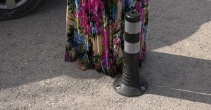 تركيا.. امرأة تهرب حافية القدمين من زوجها 3