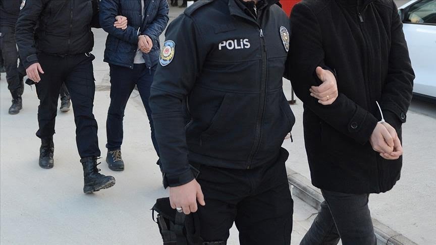 قوات الأمن تعتقل ثمانية مشتبه بهم بالإرهاب في إسطنبول