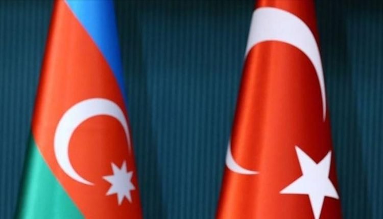 تركيا وأذربيجان توقعان اتفاقا