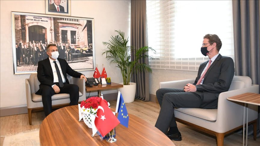 دعم اندماج الأطفال السوريين بنظام التعليم التركي