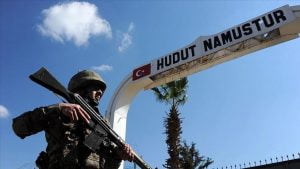 الجيش التركي يلقي القبض على 7 إرهابيين قبل عبورهم الحدود