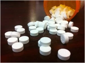 كانت متجهة للإمارات.. تركيا تضبط 1000 كلغم من الحبوب المخدرة