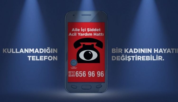 لتمكينهن من طلب المساعدة.. مبادرة في تركيا لتوزيع هواتف ذكية على ضحايا العنف من النساء
