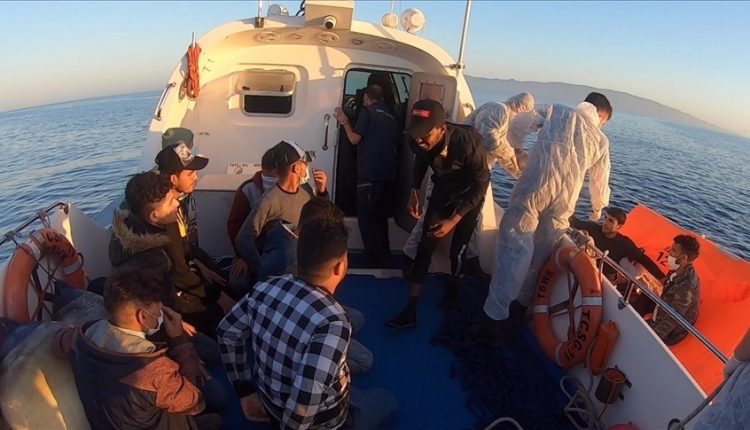 تركيا تنقذ 73 طالب لجوء قبالة سواحل بحر إيجة