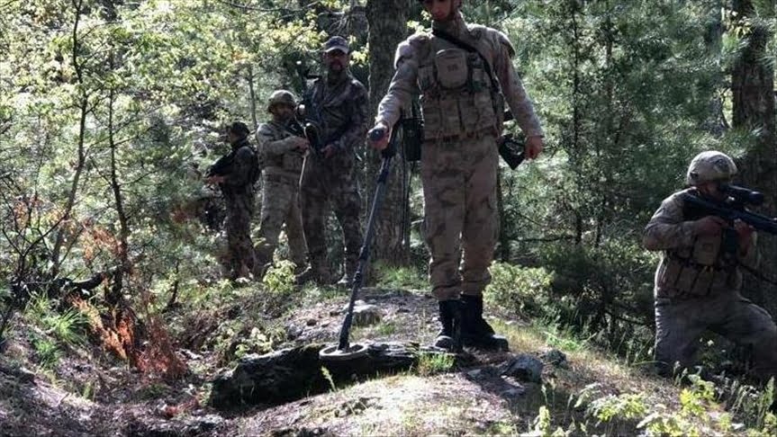 القوات التركية تضبط مخبأ ذخيرة لحزب العمال الإرهابي في محافظة العثمانية