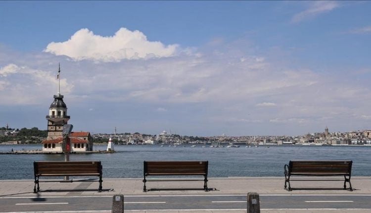 رفع قيود الإغلاق تدريجيًا في تركيا صباح اليوم