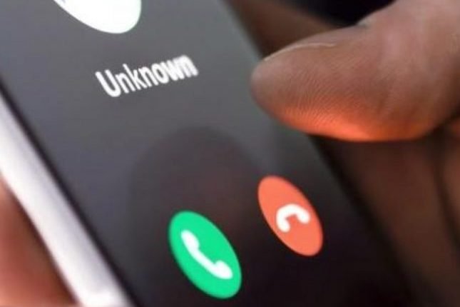 شاب إماراتي خسر كل مدخراته المالية ب