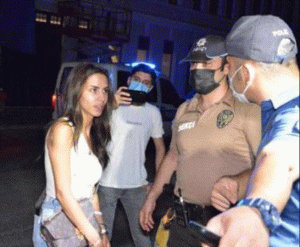 طعن 12 شخص بينهم شرطة في شجار بين ممثلة تركية وحبيبها