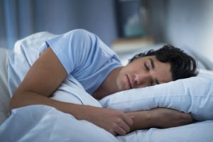 التكلم أثناء النوم.. هل يشكل خطراً ؟