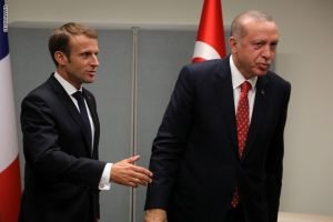 ماكرون يرغب في التحدث مع أردوغان