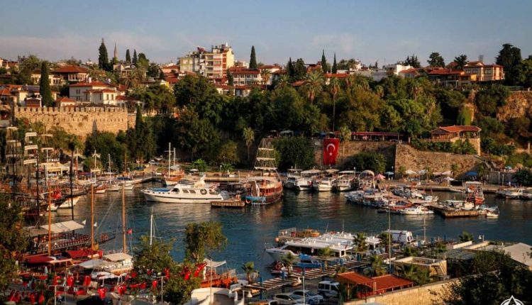 "أنطاليا" عروس الساحل