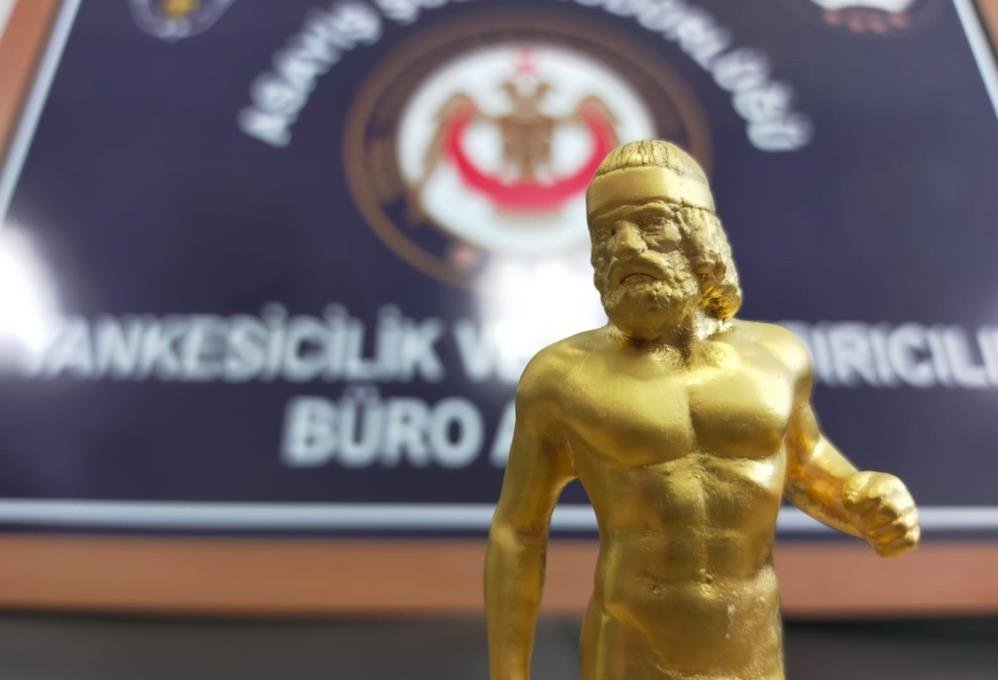 عملية أمنية ضد تجار الذهب المزيف 5