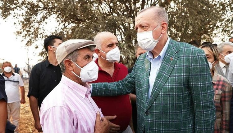 الرئيس أردوغان يلتقي مواطنين متضررين من حرائق الغابات