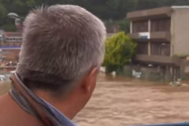 انهيار منزل