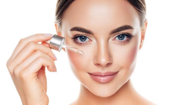 فوائد سيروم شجر الشاي لعلاج حَبّ الشباب