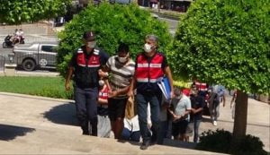 القبض على 3 يشتبه بانتمائهم لـ"غولن" الإرهابي