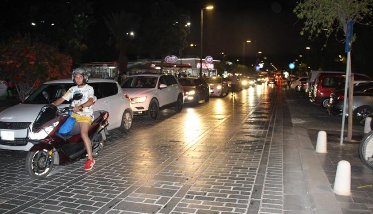 أنطاليا تفيض بالسياح مع قرب العيد