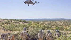 الداخلية التركية تقبض على 18 إرهابيا شمال سوريا