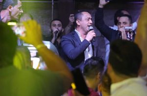 علي الديك يهين أردوغان بحفل زفاف.. والسلطات التركية تتحرك