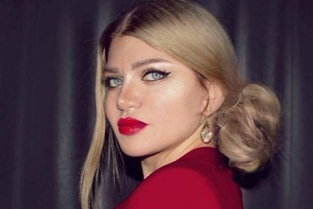 اعلامية مصرية