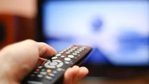 3 ساعات يومياً أمام التلفاز تزيد خطر الوفاة المبكرة