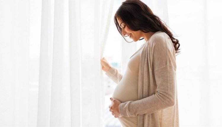 تمارين يوغا آمنة ومفيدة للحامل