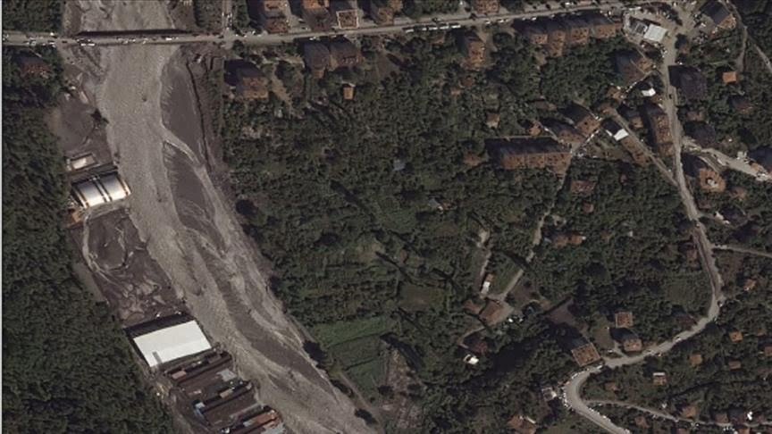 ارتفاع جديد لحصيلة الوفيات.. هذا ما فعلته القيادة التركية لضحايا الفيضانات 1