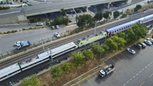 العناية الإلهية تمنع اصطدام قطارين في إسطنبول (فيديو)