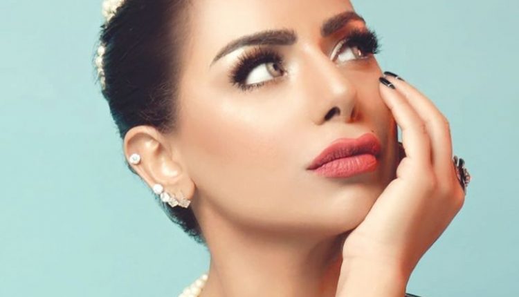 صورة "أرشيفية" للفنانة الكويتية هند البلوشي