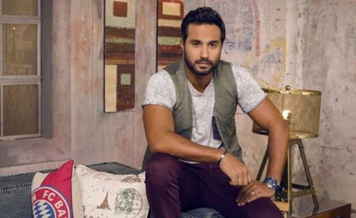 صورة "أرشيفية" للفنان كريم فهمي