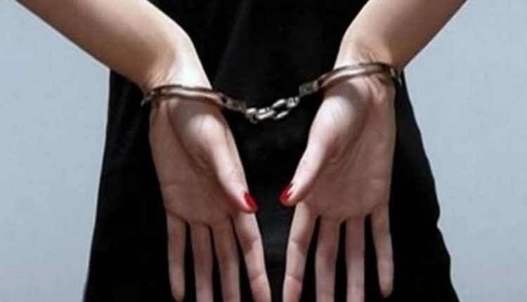 امرأة تقتل حبيبها وتقطع جسده بمساعدة زوجها وابنها والسبب!