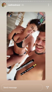 نادين الراسي تخطف أنظار المتابعين بإطلالتها بالمايوه الأسود 2 نادين الراسي تخطف أنظار المتابعين بإطلالتها بالمايوه الأسود 1